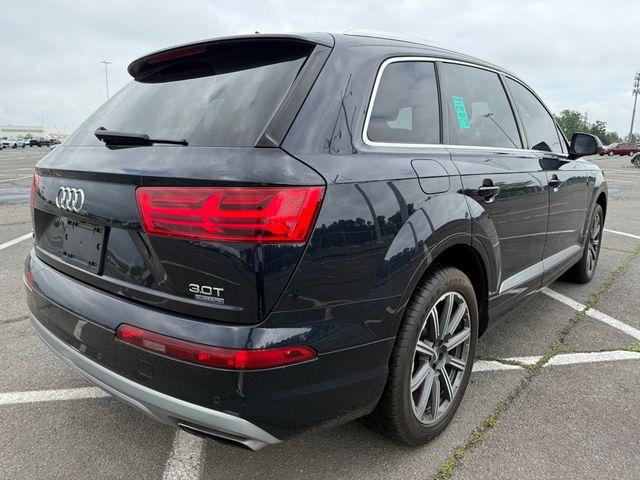 2017 Audi Q7 Premium Plus