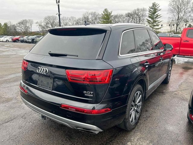 2017 Audi Q7 Premium Plus