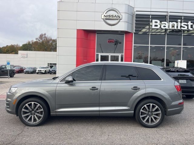 2017 Audi Q7 Premium Plus