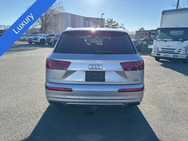 2017 Audi Q7 Premium Plus