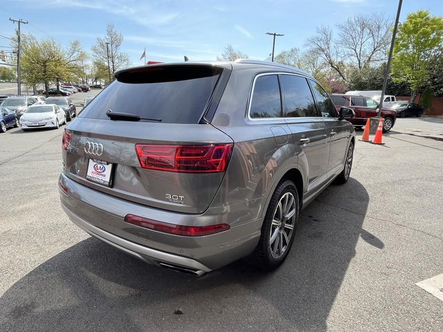 2017 Audi Q7 Premium Plus