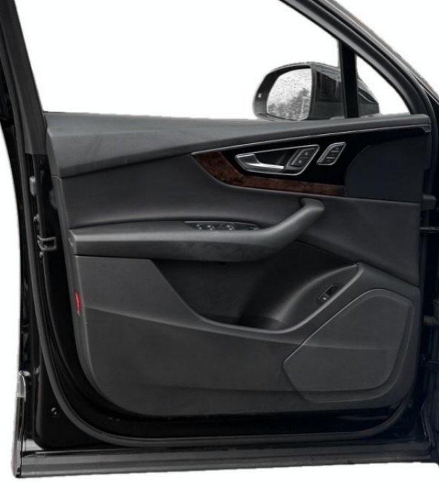 Vehicle image 14 of 32