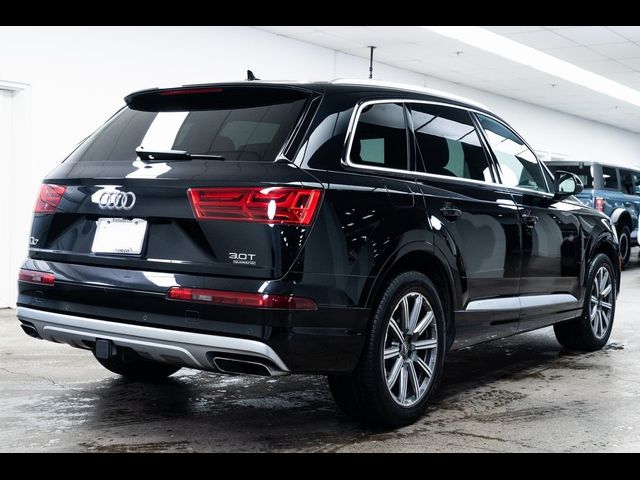 2017 Audi Q7 Premium Plus