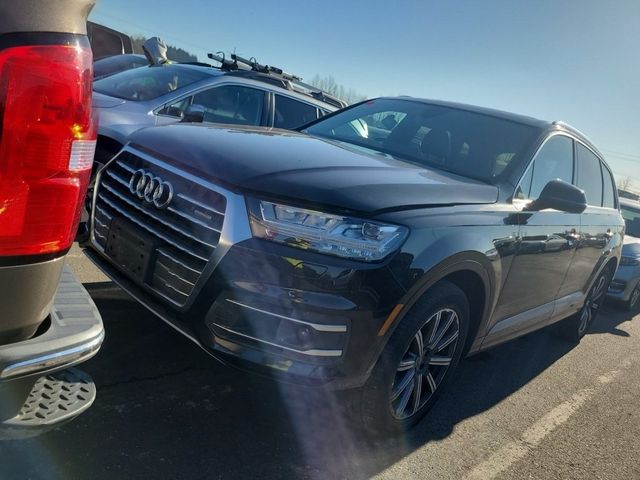 2017 Audi Q7 Premium Plus