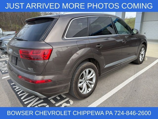 2017 Audi Q7 Premium Plus