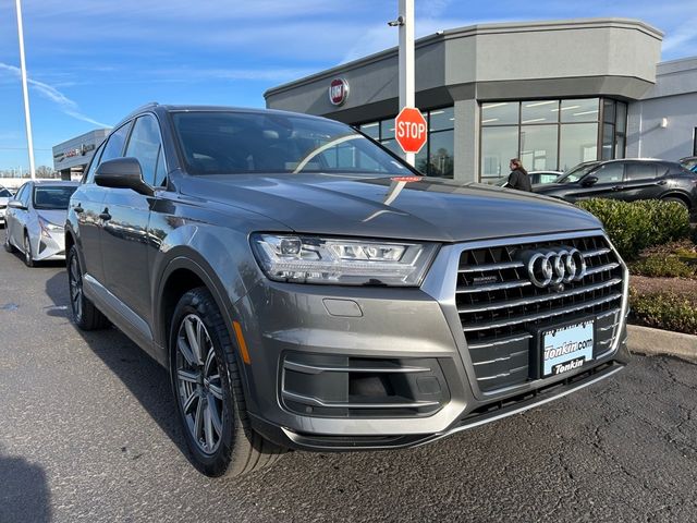 2017 Audi Q7 Premium Plus