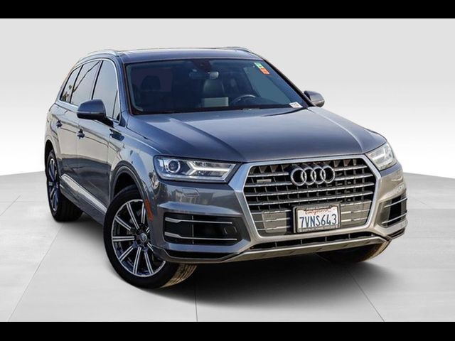 2017 Audi Q7 Premium Plus