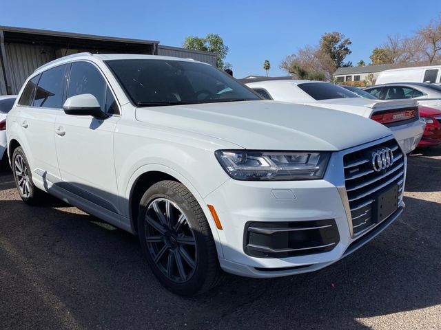 2017 Audi Q7 Premium Plus