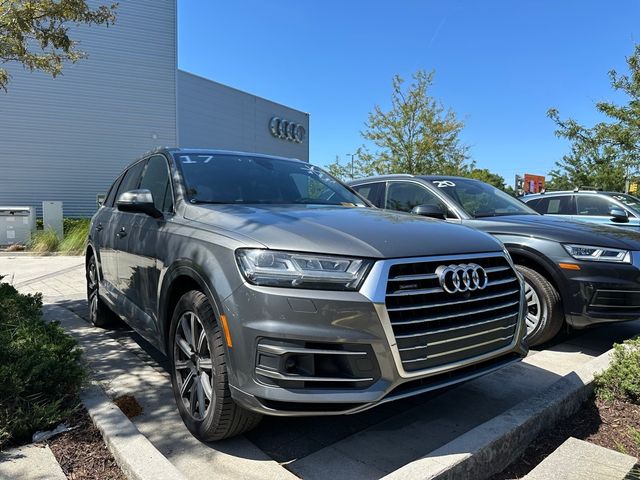 2017 Audi Q7 Premium Plus