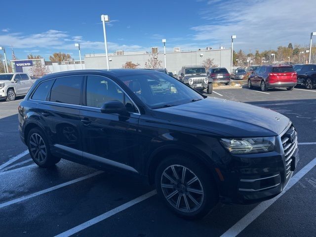 2017 Audi Q7 Premium Plus