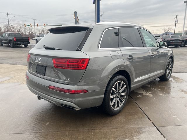 2017 Audi Q7 Premium Plus