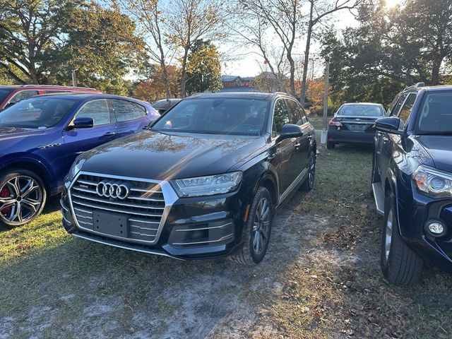 2017 Audi Q7 Premium Plus