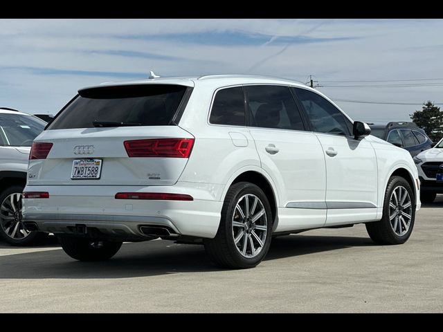 2017 Audi Q7 Premium Plus