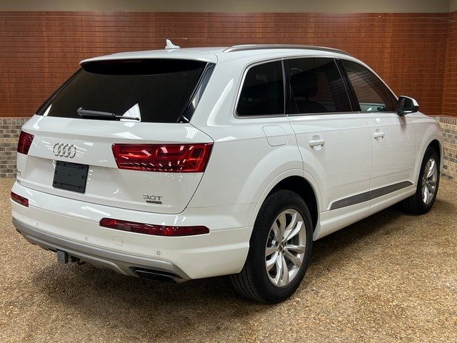 2017 Audi Q7 Premium Plus