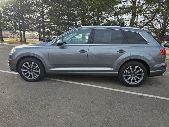 2017 Audi Q7 Premium Plus