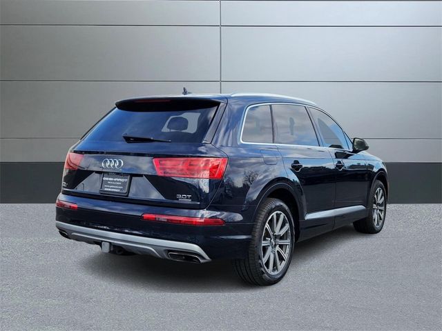 2017 Audi Q7 Premium Plus