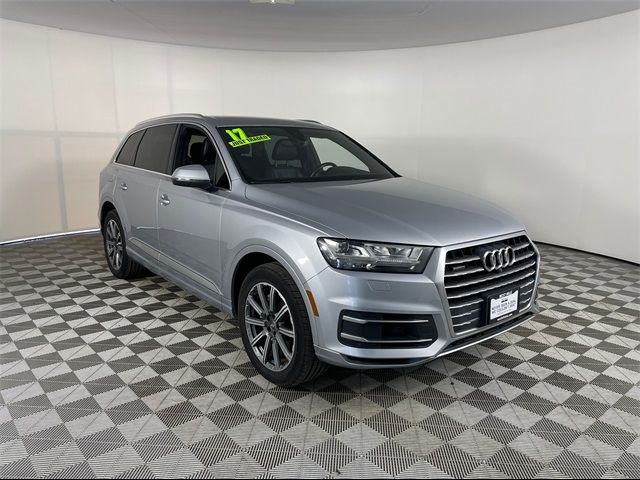 2017 Audi Q7 Premium Plus