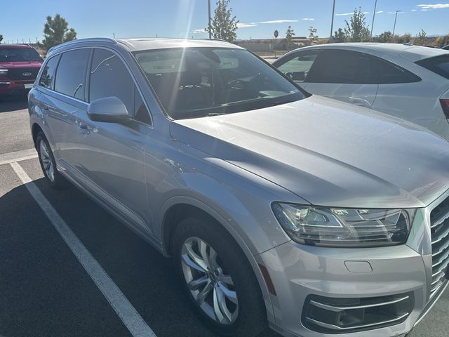 2017 Audi Q7 Premium Plus