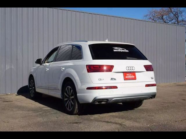 2017 Audi Q7 Premium Plus