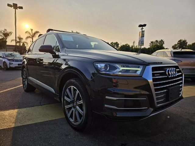 2017 Audi Q7 Premium Plus