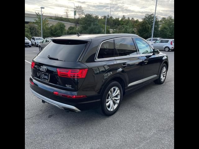 2017 Audi Q7 Premium Plus