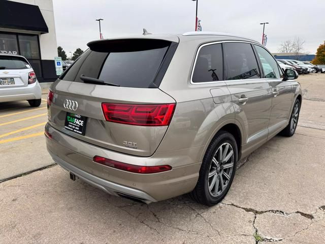 2017 Audi Q7 Premium Plus