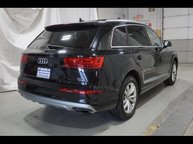 2017 Audi Q7 Premium Plus