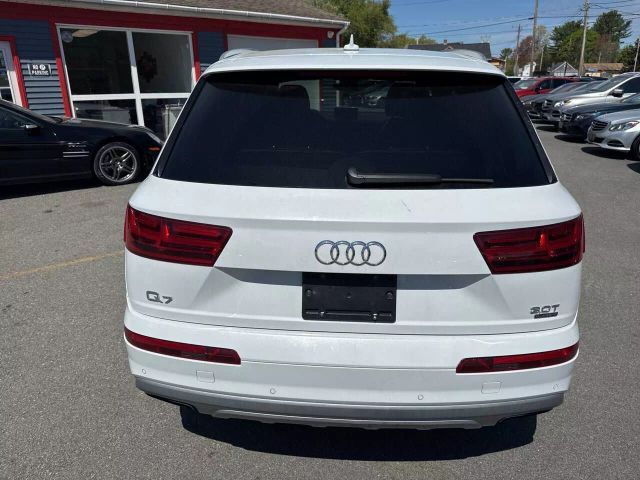 2017 Audi Q7 Premium Plus