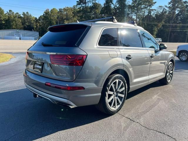 2017 Audi Q7 Premium Plus