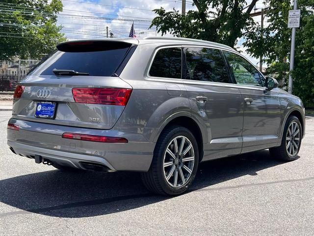 2017 Audi Q7 Premium Plus