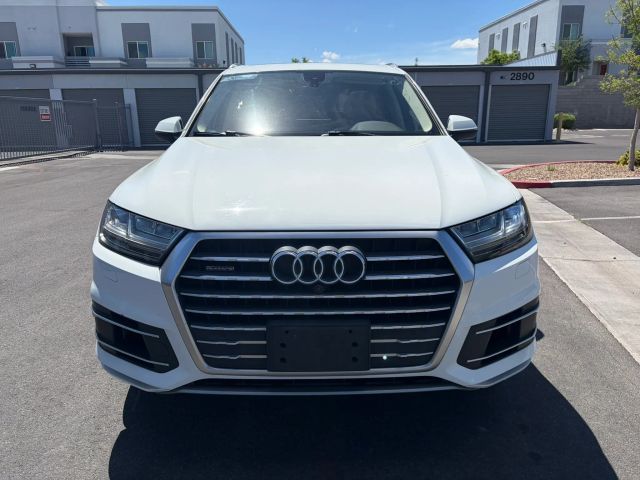 2017 Audi Q7 Premium Plus