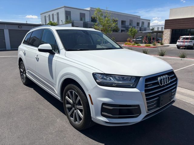 2017 Audi Q7 Premium Plus