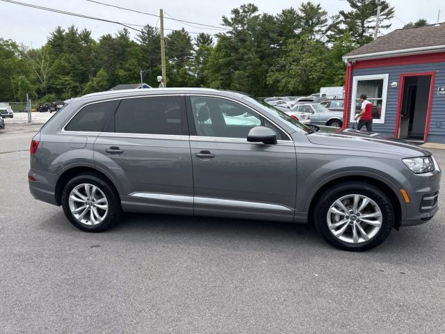 2017 Audi Q7 Premium Plus