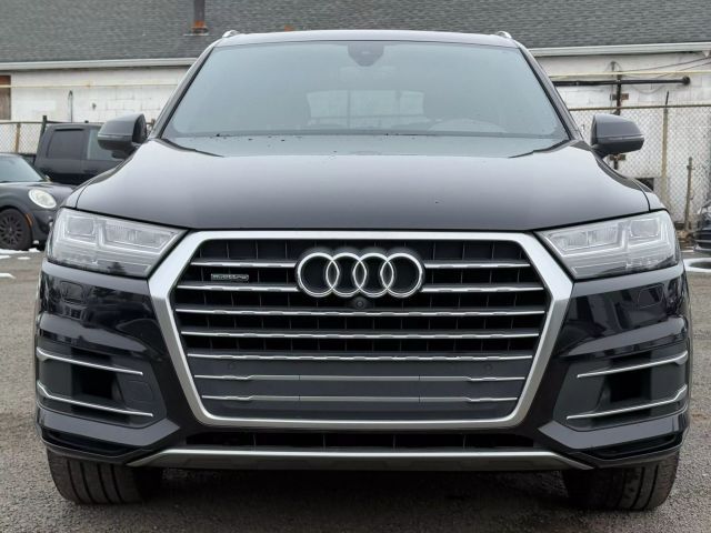 2017 Audi Q7 Premium Plus