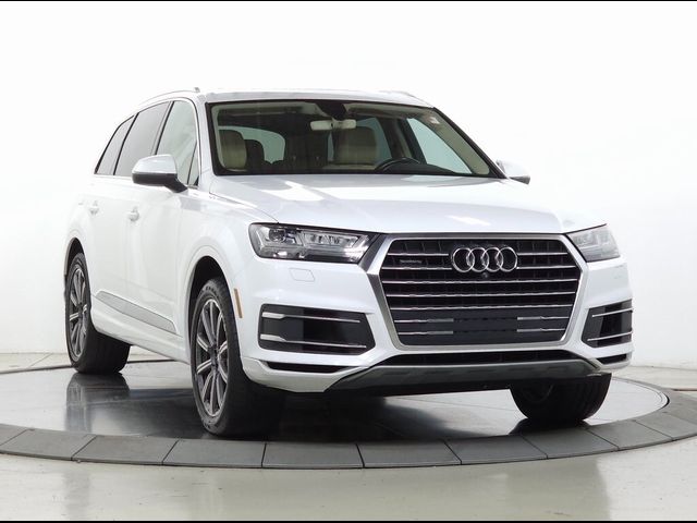 2017 Audi Q7 Premium Plus