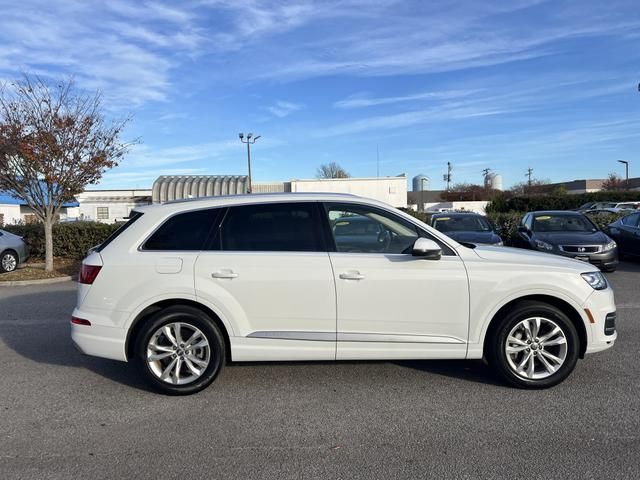 2017 Audi Q7 Premium