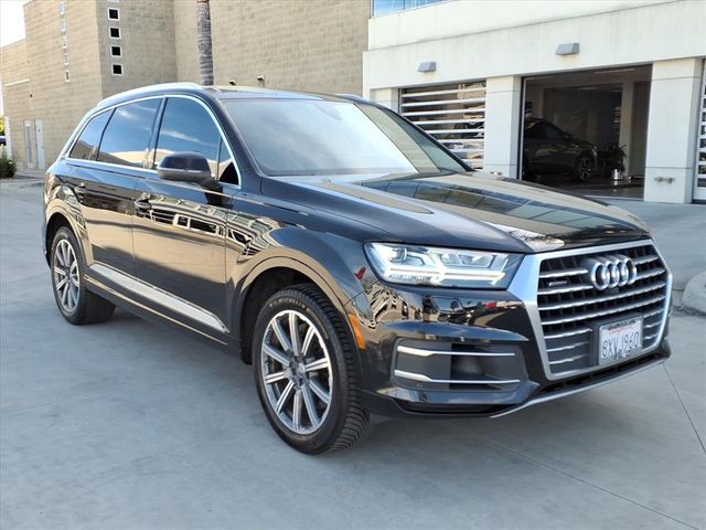 2017 Audi Q7 Premium Plus