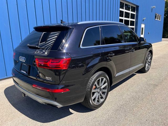 2017 Audi Q7 Premium Plus