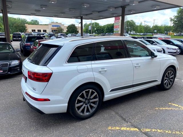 2017 Audi Q7 Premium Plus