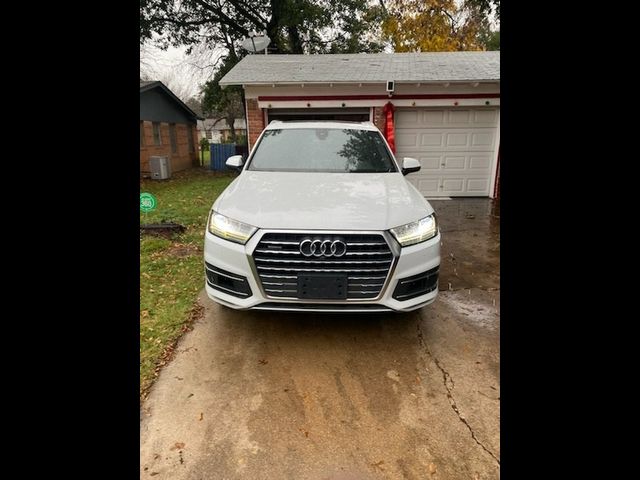 2017 Audi Q7 Premium Plus