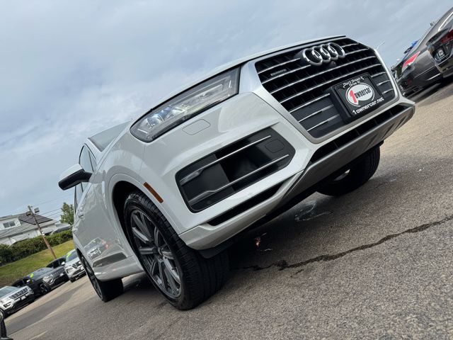 2017 Audi Q7 Premium Plus