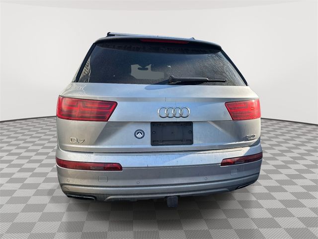 2017 Audi Q7 Premium Plus