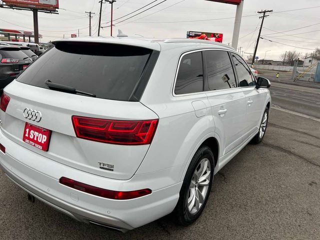 2017 Audi Q7 Premium Plus