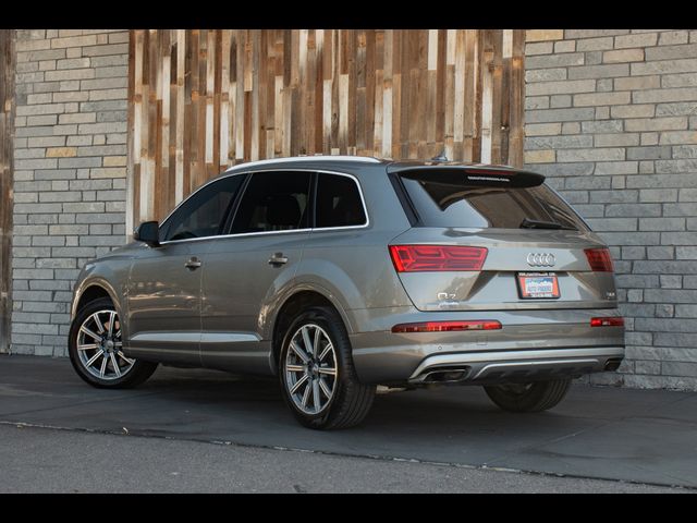 2017 Audi Q7 Premium Plus