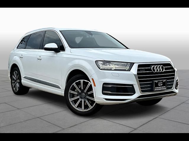 2017 Audi Q7 Premium Plus