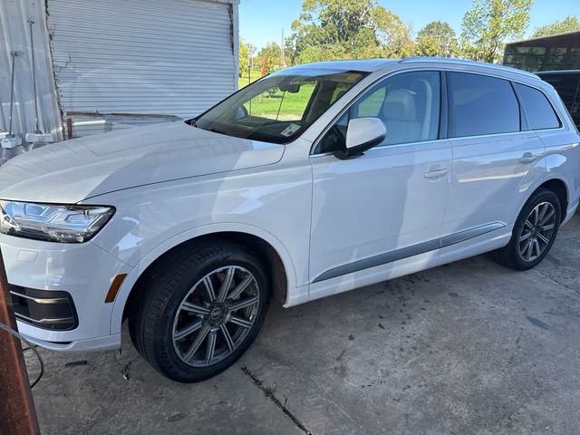 2017 Audi Q7 Premium Plus