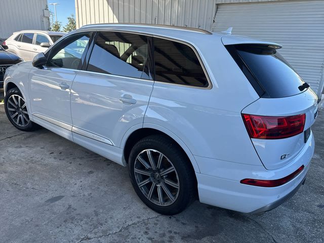 2017 Audi Q7 Premium Plus