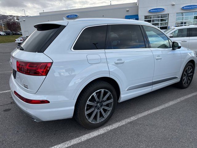 2017 Audi Q7 Premium Plus