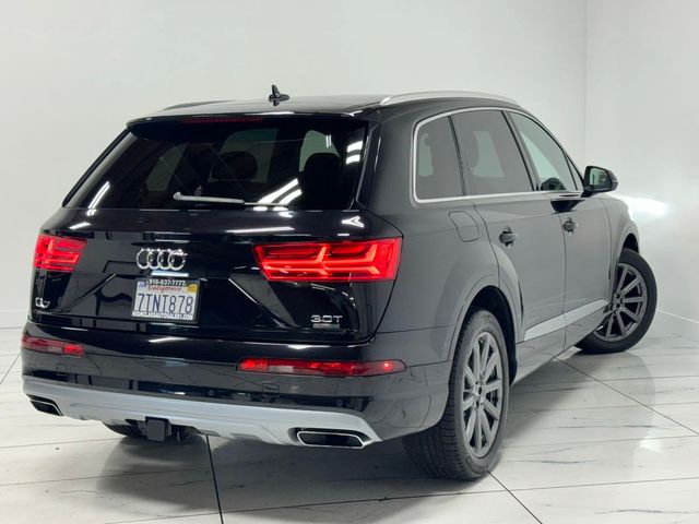 2017 Audi Q7 Premium Plus