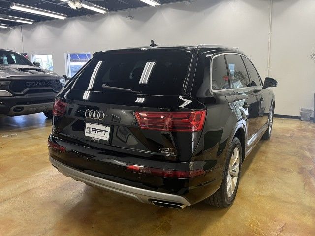 2017 Audi Q7 Premium Plus